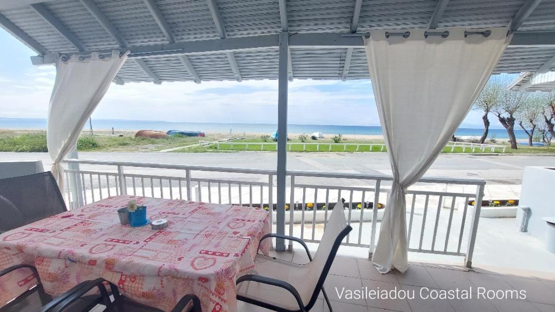 Vasileiadou Coastal Rooms Flogita Exteriér fotografie